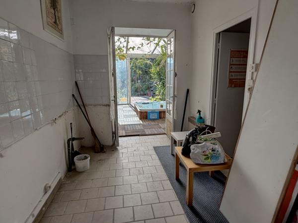 Villeneuve-sur-Lot (47300) Villeneuve sur lot, charmante maison de ville à finir de rénover avec terrasse