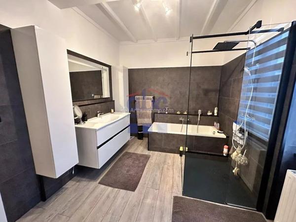 Vente Maison 8 pièces 207 m2 à Albi