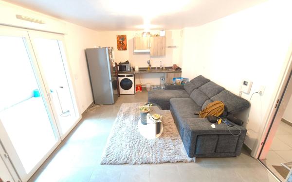 Appartement à vendre    2 pièces • 38 m2 Nîmes