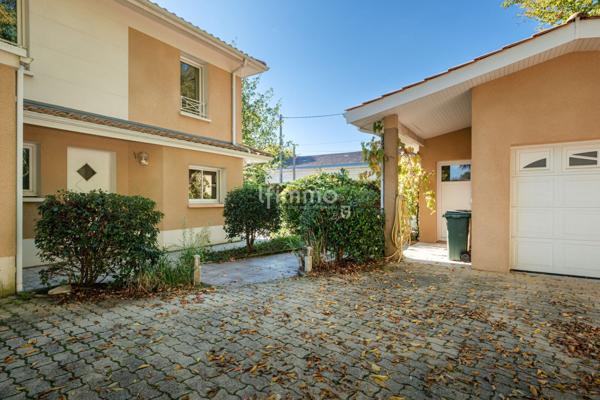 Maison de ville 4 chambres 354m2