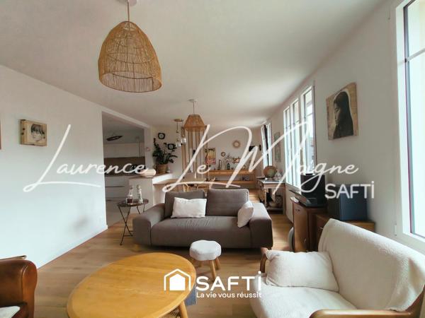 Magnifique appartement entièrement repensé, à proximité immédiate du centre ville.