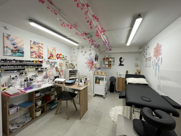 Maison de ville de 4 chambres idéalement située à Vichy