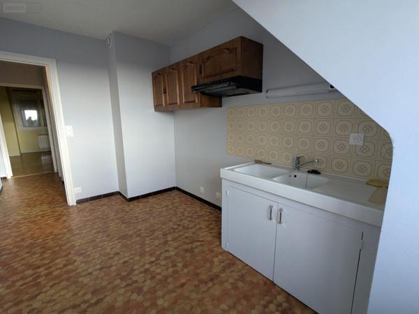 Appartement à louer à Arcisses dans l'Eure-et-Loir (28400), ref : 11247/263