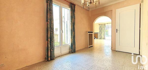 Maison 6 pièces de 123 m² à Maurepas (78310)