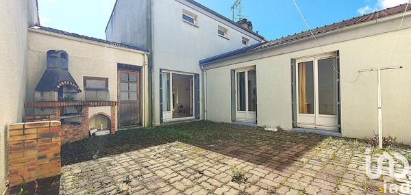 Maison 6 pièces de 123 m² à Maurepas (78310)