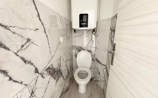 Appartement à vendre    3 pièces • 61,45 m2 Sanary-sur-Mer