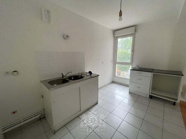 Appartement 2 chambres avec balcon et parking