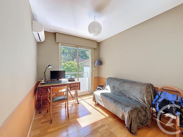 Appartement F4 à vendre  4 pièces - 132,80 m2 SETE - 34