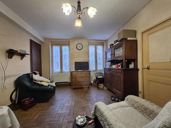 Immeuble 12 chambre(s) à vendre - Mesves-sur-Loire, Nièvre - 58