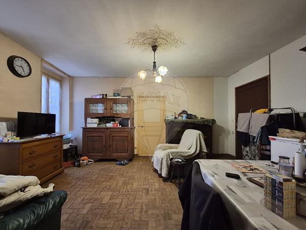 Immeuble 12 chambre(s) à vendre - Mesves-sur-Loire, Nièvre - 58