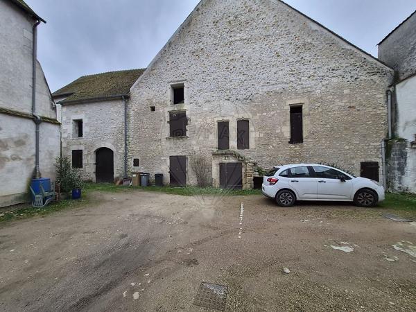 Immeuble 12 chambre(s) à vendre - Mesves-sur-Loire, Nièvre - 58
