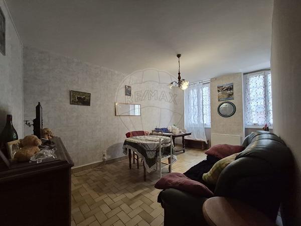Immeuble 12 chambre(s) à vendre - Mesves-sur-Loire, Nièvre - 58
