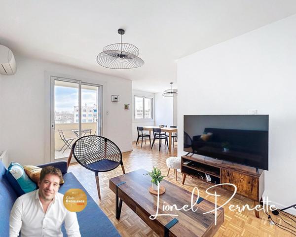 Gratte-Ciel, pied du tram, T4 avec parc sécurisé