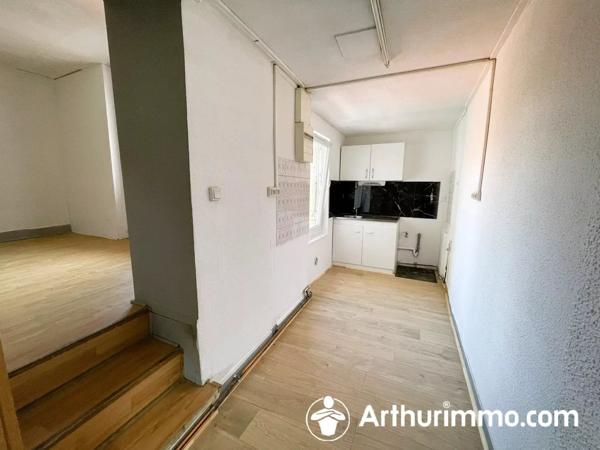 Vente                                                      Immeuble
                        
                     12 pièces                      257 m2                     à Seloncourt