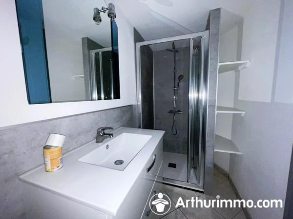 Vente                                                      Immeuble
                        
                     12 pièces                      257 m2                     à Seloncourt