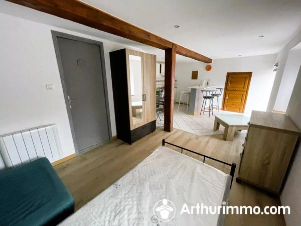 Vente                                                      Immeuble
                        
                     12 pièces                      257 m2                     à Seloncourt