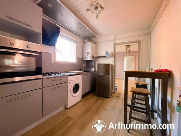 Vente                                                      Immeuble
                        
                     12 pièces                      257 m2                     à Seloncourt