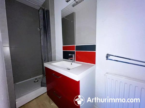 Vente                                                      Immeuble
                        
                     12 pièces                      257 m2                     à Seloncourt