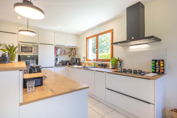 BELLE Maison d'architecte 7 PIÈCES 220 M² PROCHE PLAGE LA FORET FOUESNANT