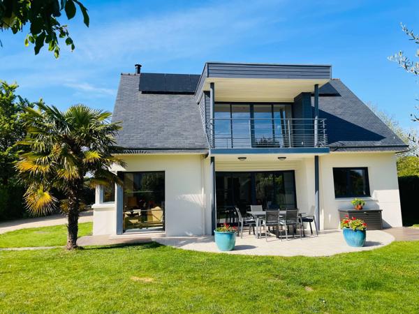 BELLE Maison d'architecte 7 PIÈCES 220 M² PROCHE PLAGE LA FORET FOUESNANT
