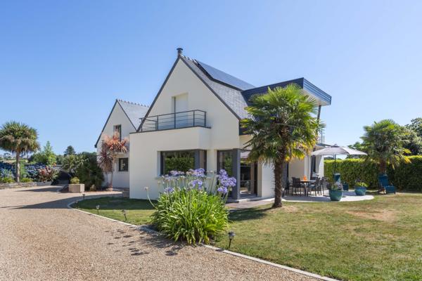 BELLE Maison d'architecte 7 PIÈCES 220 M² PROCHE PLAGE LA FORET FOUESNANT
