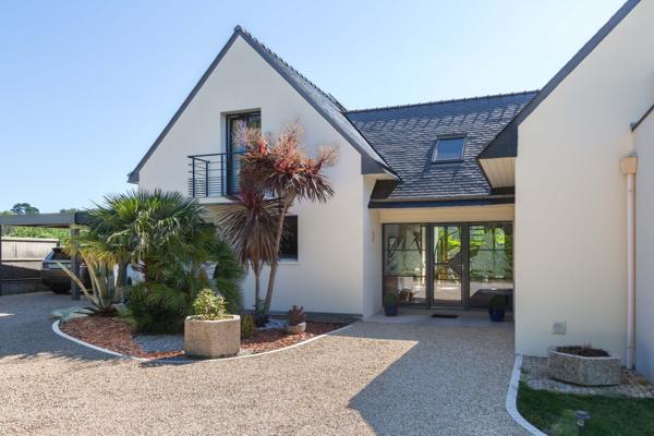 BELLE Maison d'architecte 7 PIÈCES 220 M² PROCHE PLAGE LA FORET FOUESNANT
