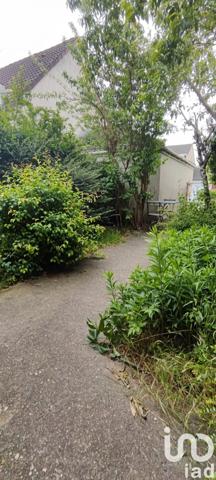 House for sale 5 rooms 75 m² Savigny-le-Temple