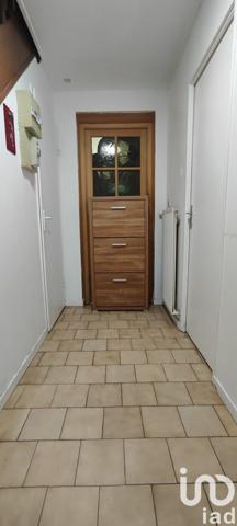 House for sale 5 rooms 75 m² Savigny-le-Temple