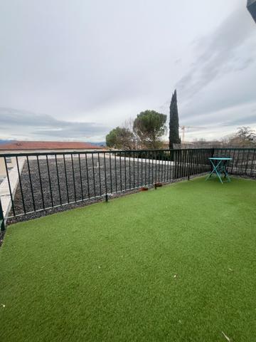 Appartement T2 avec balcon,garage et cave !
