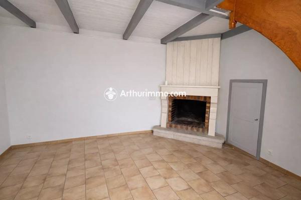 Vente                                                      Maison
                        
                     4 pièces                      110 m2                     à Aulnay