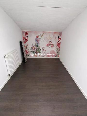 Vente                                                      Maison
                        
                     4 pièces                      110 m2                     à Aulnay