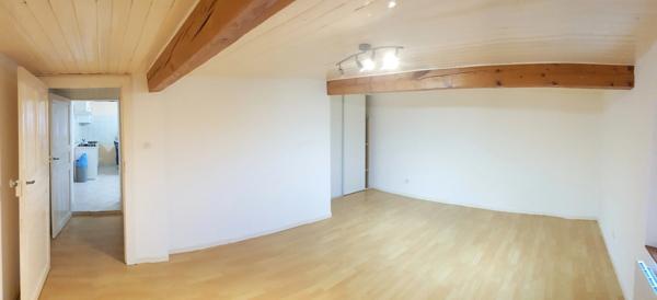 Saint Porquier, maison composé de deux logements, cinq chambres, 252 m², jardin, garages, atelier, entièrement rénové.