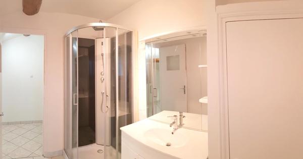 Saint Porquier, maison composé de deux logements, cinq chambres, 252 m², jardin, garages, atelier, entièrement rénové.