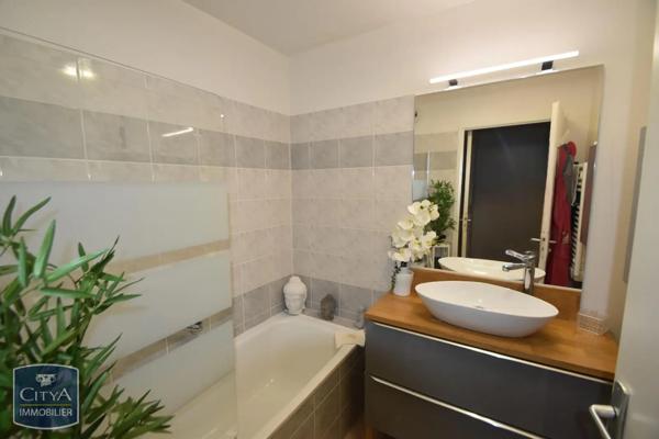 Appartement à vendre 3 pièces 58.01m²