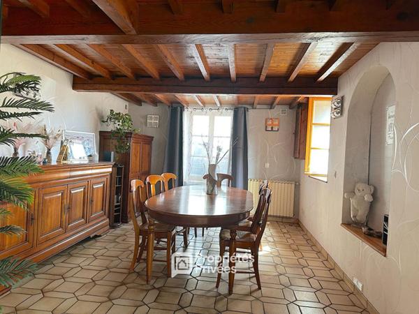 Maison 5 pièces 140 m2 avec dépendances
