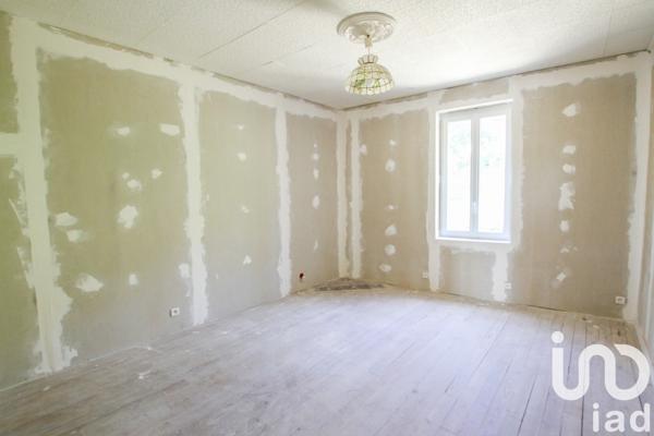 Maison 8 pièces de 213 m² à Le Bugue (24260)