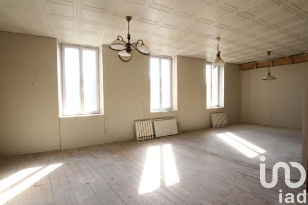 Maison 8 pièces de 213 m² à Le Bugue (24260)