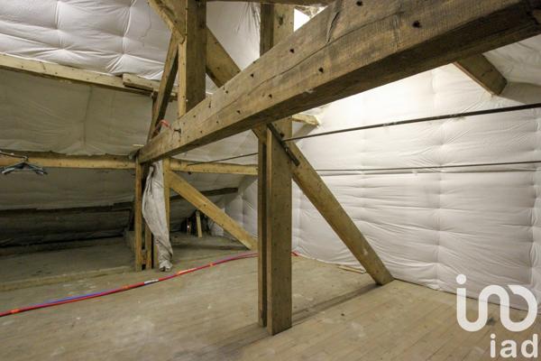 Maison 8 pièces de 213 m² à Le Bugue (24260)