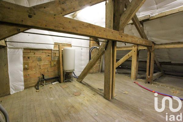 Maison 8 pièces de 213 m² à Le Bugue (24260)