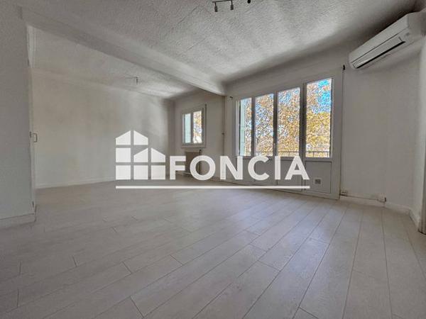 Location Appartement 3 pièces 65.7 m² - 18 BOULEVARD DES PYRENEES Perpignan 66000