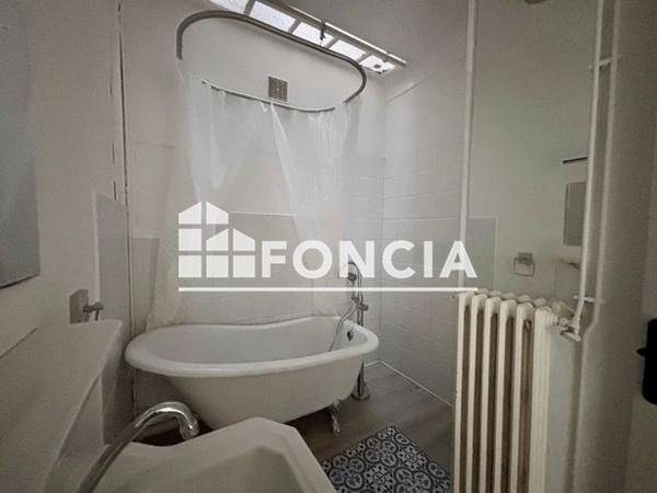 Location Appartement 3 pièces 65.7 m² - 18 BOULEVARD DES PYRENEES Perpignan 66000