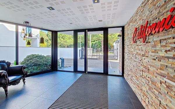 Appartement à vendre    3 pièces • 61,99 m2 Anglet