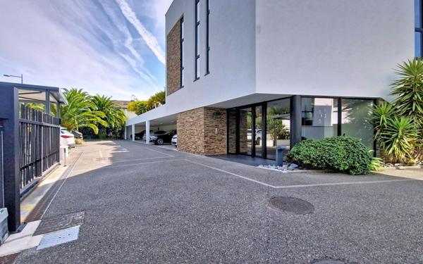 Appartement à vendre    3 pièces • 61,99 m2 Anglet