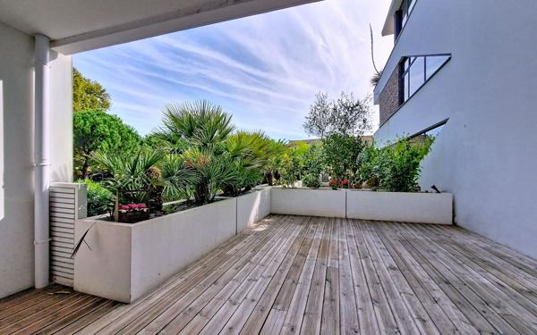 Appartement à vendre    3 pièces • 61,99 m2 Anglet