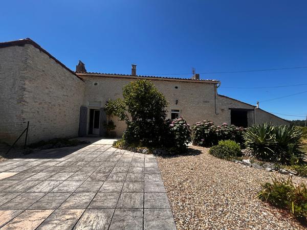 Maison de campagne proche de Pineulh !
