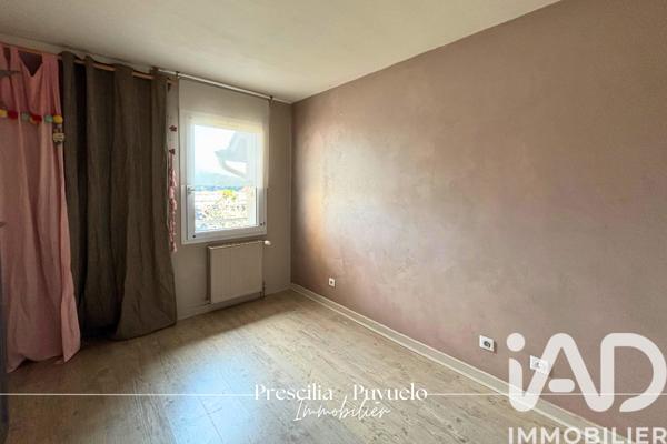 Location maison 5 pièces 88 m² Tarbes