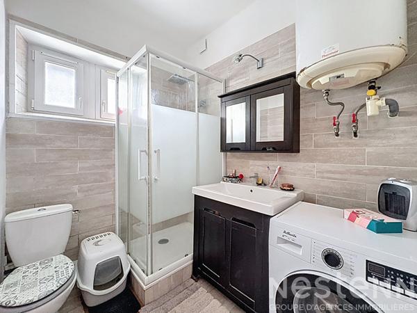Appartement lumineux de 2 chambres - 55m² et cave - Hennebont centre.