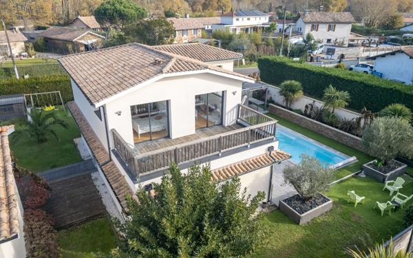 Maison à vendre    6 pièces •  Le Teich