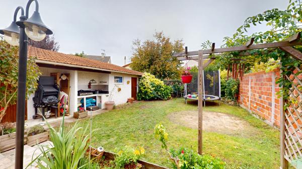 CLICHY-SOUS-BOIS, maison familiale de 120m2