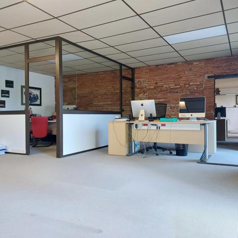 Maison à vendre 13 pièces MONTAUBAN (82), salle de reception, parking, bureaux, cave, dépendances,  parc de 8000m2, 2 entrées indépendantes